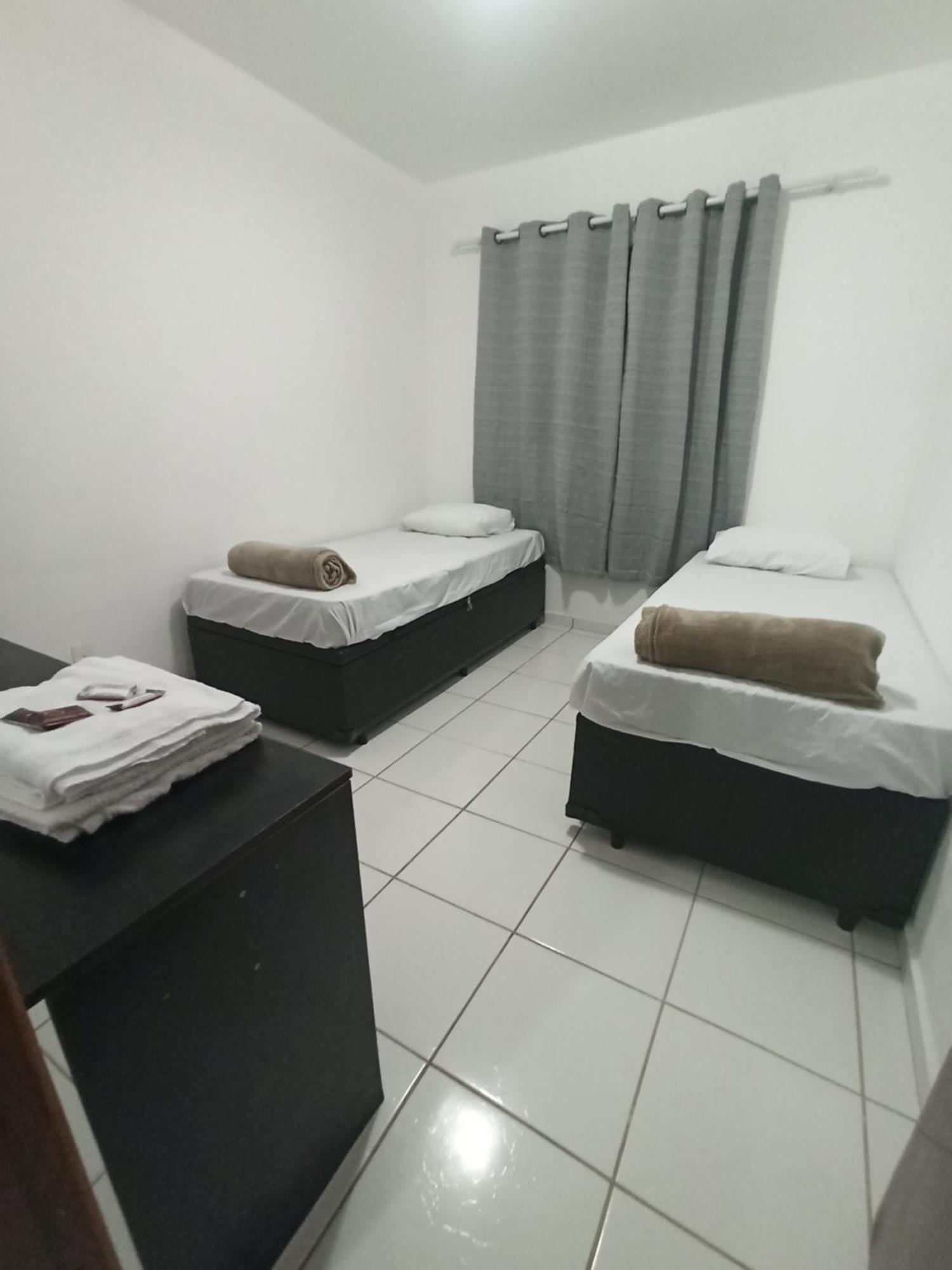 Apto Com Estacionamento, Piscina E Churrasqueira Bragança Paulista الغرفة الصورة